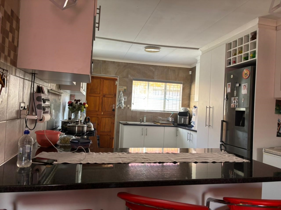 3 Bedroom Property for Sale in Vista Park Free State